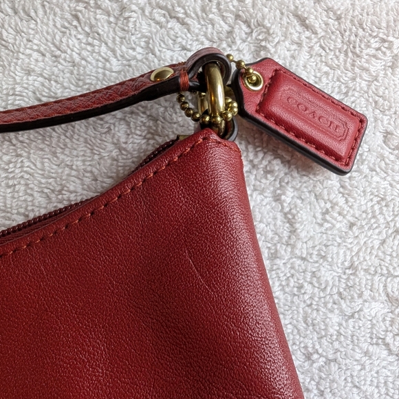 Coach Ashley Swing pack Cherry Red Leather Shoulder Bag - NWOT - Picture 2 of 8